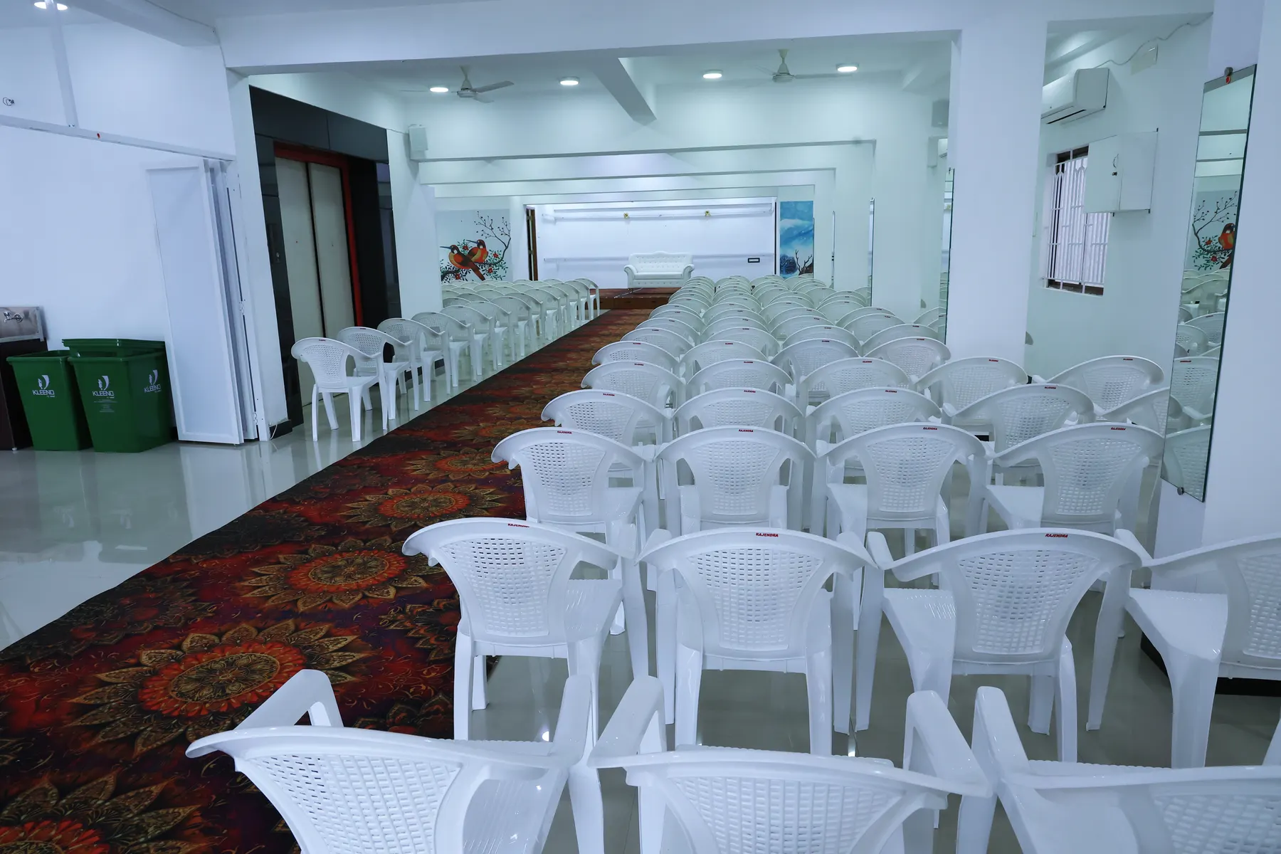 Rajendra Mini AC Hall Inbam Imgl1044